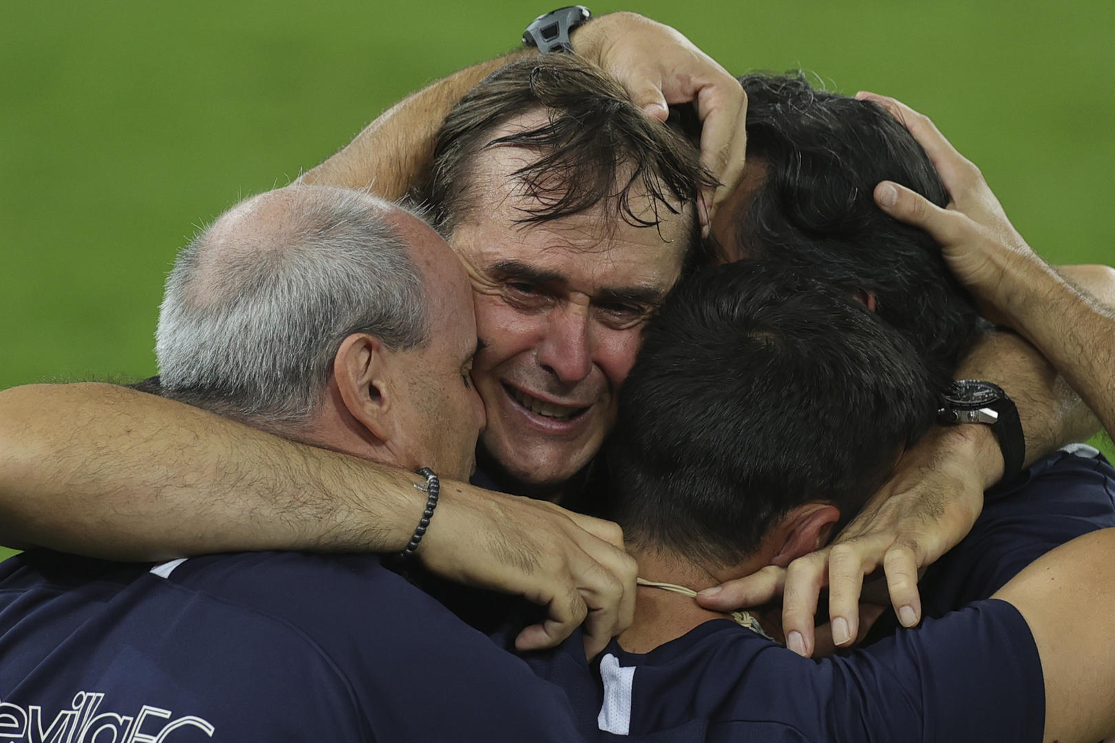 塞维利亚轻取国际米兰，若日尼奥扛起全队