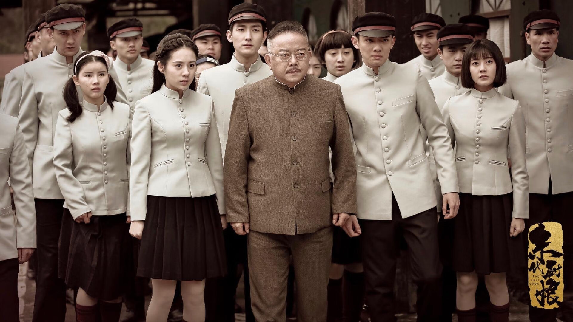 跨界足球盛宴，切尔西横扫几内亚友谊赛，莱奥德甲争冠战化身关键先生